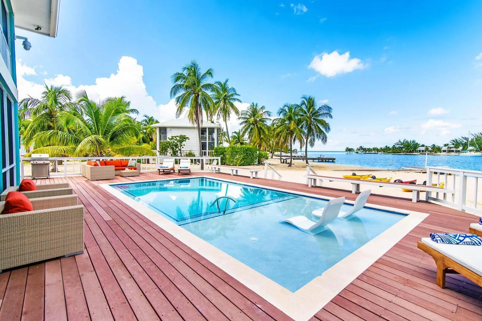 Skai Fall By Grand Cayman Villas Driftwood Village 0*,  Kaimaninseln