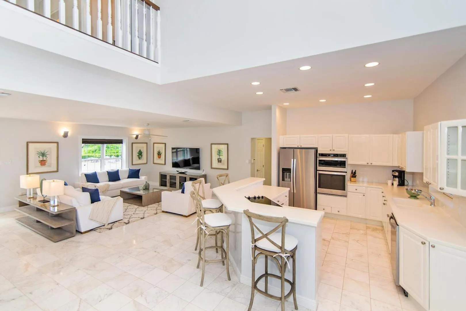 Skai Fall By Grand Cayman Villas Driftwood Village