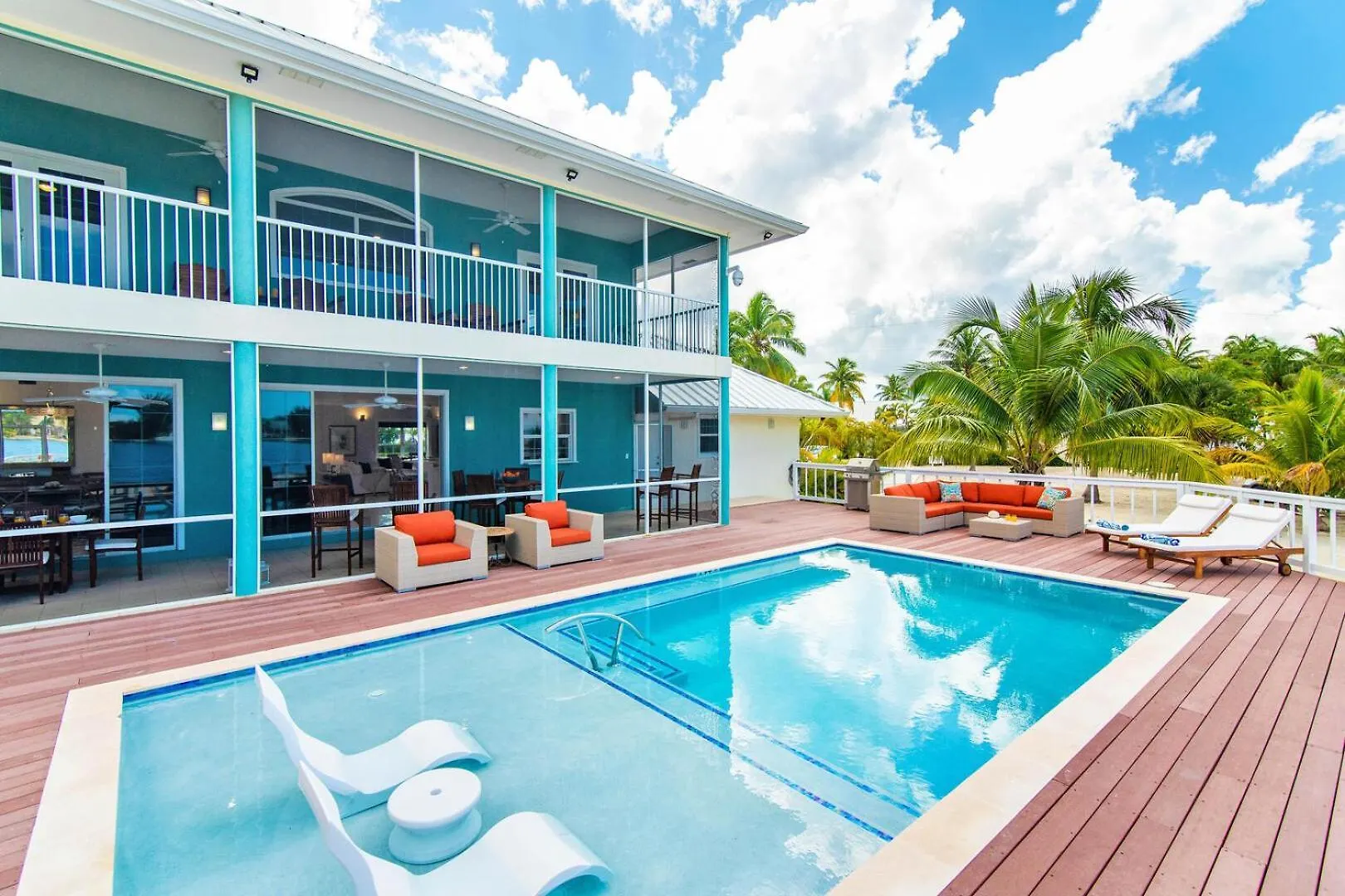 Skai Fall By Grand Cayman Villas Driftwood Village